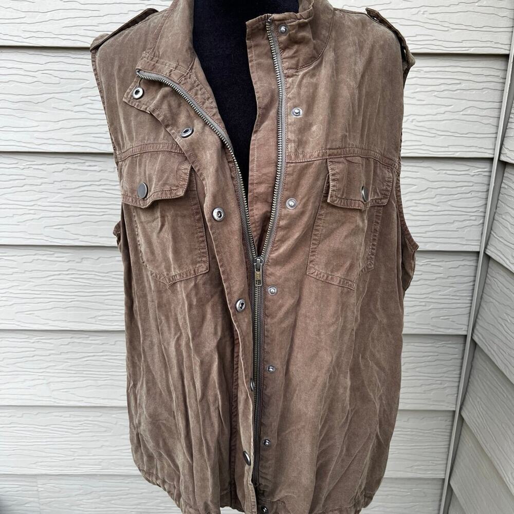 KUT From The Kloth women’s L vest, olive/brown
